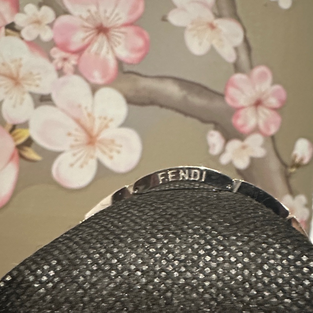 Fendi Black and Silver bracel - Picture 4 of 6